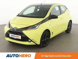 Gelb Gebraucht 2017 Toyota Aygo X-cite Kleinwagen | 8.220 € (Fairer Preis)