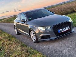 Grau Gebraucht 2020 Audi A3 Performance Limousine | 18.500 € (Guter Preis)