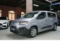 Grau Neu 2025 Fiat Doblò Van / Kleinbus | 27.800 € (Guter Preis)