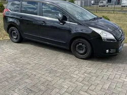 Schwarz Gebraucht 2012 Peugeot 5008 Active Van / Kleinbus | 2.000 € (Fairer Preis)
