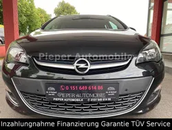 Schwarz Gebraucht 2012 Opel Astra Kombi | 6.490 € (Fairer Preis)