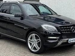 Obsidianschwarz Gebraucht 2012 Mercedes ML350 AMG SUV | 19.900 € (Fairer Preis)