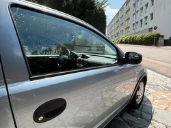 Grau Gebraucht 2003 Opel Corsa Kleinwagen | 600 € (Superpreis)