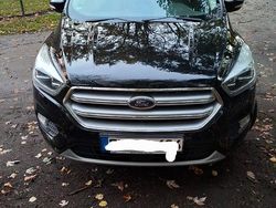 Schwarz Gebraucht 2017 Ford Kuga Titanium SUV | 13.900 € (Fairer Preis)