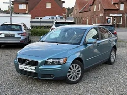 Blau Gebraucht 2006 Volvo S40 Momentum Limousine | 2.390 € (Guter Preis)