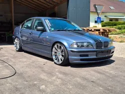 Blau Gebraucht 1999 BMW 316 Performance Limousine | 3.999 €