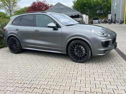 Grau Gebraucht 2015 Porsche Cayenne S Sport SUV | 39.000 € (Fairer Preis)