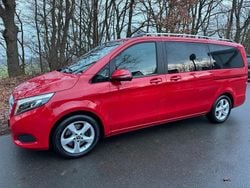 Rot Gebraucht 2019 Mercedes V220 Edition Van / Kleinbus | 39.000 € (Guter Preis)