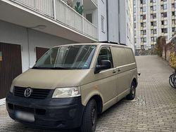 Grün Gebraucht 2007 VW T5 Van | 8.300 € (Fairer Preis)
