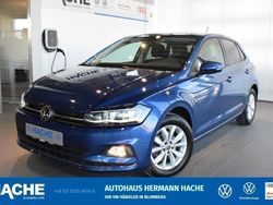 Polsterfarbe: schwarz Gebraucht 2021 VW Polo Highline Limousine | 17.349 € (Etwas zu teuer)