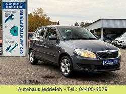 Grau Gebraucht 2011 Skoda Fabia Family Kleinwagen | 3.990 € (Fairer Preis)
