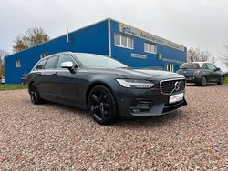 Grau Gebraucht 2017 Volvo V90 R-Design Kombi | 19.999 € (Fairer Preis)