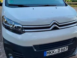 Weiß Gebraucht 2016 Citroën Jumpy Business Class Van / Kleinbus | 12.600 € (Guter Preis)