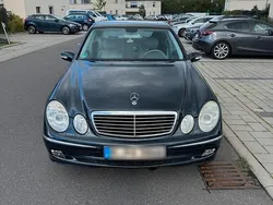 Schwarz Gebraucht 2005 Mercedes E240 Limousine | 6.500 € (Etwas zu teuer)