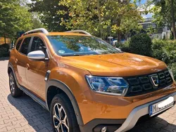 Orange Gebraucht 2020 Dacia Duster Anniversary SUV | 14.900 € (Guter Preis)