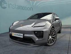 Grau Gebraucht 2025 Porsche Macan SUV | 101.099 € (Superpreis)