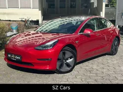Rot Gebraucht 2020 Tesla Model 3 Long Range Limousine | 22.900 € (Guter Preis)