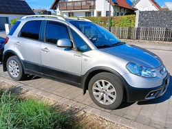 Silber Gebraucht 2009 Fiat Sedici SUV | 2.799 €