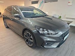 Grau Gebraucht 2019 Ford Focus ST-Line Kombi | 16.490 € (Fairer Preis)