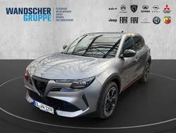 Grauschwarz Gebraucht 2024 Alfa Romeo Junior Edizione Speciale SUV | 38.990 € (Fairer Preis)