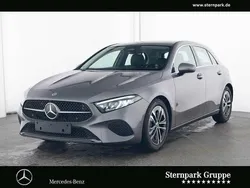 Grau Gebraucht 2024 Mercedes A180 Progressive Limousine | 29.900 € (Fairer Preis)