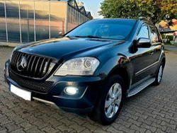 Schwarz Gebraucht 2010 Mercedes 350 SUV | 12.999 €