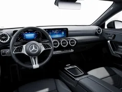 Hightechsilber metallic Neu 2024 Mercedes CLA180 Shooting Brake Kombi | 56.596 € (Fairer Preis)