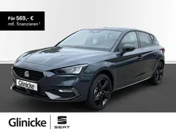 Grau Gebraucht 2025 Seat Leon Black Edition Limousine | 43.160 €