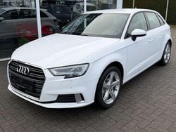 Weiß Gebraucht 2017 Audi A3 Sport Limousine | 12.970 € (Guter Preis)