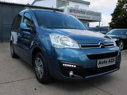 Blau Gebraucht 2017 Citroën Berlingo Van / Kleinbus | 17.950 €