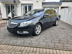 Schwarz Gebraucht 2011 Opel Insignia Kombi | 5.200 € (Etwas zu teuer)