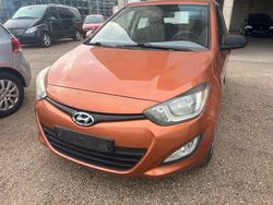 Orange Gebraucht 2014 Hyundai i20 Trend Kleinwagen | 2.650 € (Superpreis)