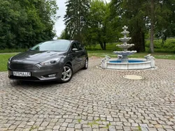 Grau Gebraucht 2018 Ford Focus Titanium Limousine | 8.490 € (Guter Preis)