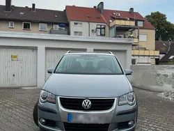 Silber Gebraucht 2009 VW Touran Cross Van / Kleinbus | 5.000 € (Fairer Preis)
