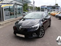Schwarz Gebraucht 2022 Renault Clio V Techno Limousine | 17.990 € (Fairer Preis)