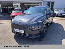 Dark knight / mic Gebraucht 2023 Hyundai Kona Select SUV | 23.950 € (Fairer Preis)