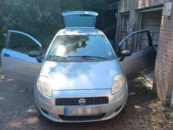 Grau Gebraucht 2005 Fiat Punto Kleinwagen | 1.000 €