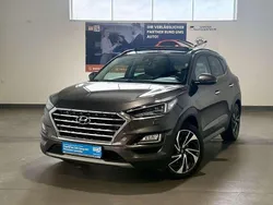 Silber Gebraucht 2019 Hyundai Tucson Premium SUV | 23.790 € (Etwas zu teuer)