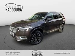 Platinum grey / metallic (metallic) Gebraucht 2024 Volvo XC90 Plus SUV | 56.990 € (Superpreis)