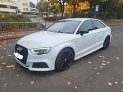Weiß Gebraucht 2017 Audi A3 S-Line Limousine | 21.900 € (Teuer)