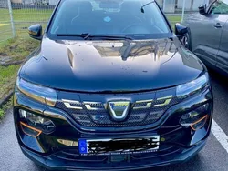 Schwarz Gebraucht 2022 Dacia Spring Comfort Plus Kleinwagen | 10.900 € (Fairer Preis)