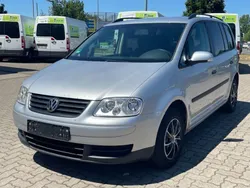 Grau Gebraucht 2003 VW Touran Basis Van / Kleinbus | 1.290 € (Fairer Preis)