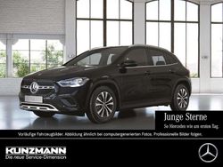 Obsidianschwarz metallic Gebraucht 2021 Mercedes GLA180 Style SUV | 28.790 € (Guter Preis)