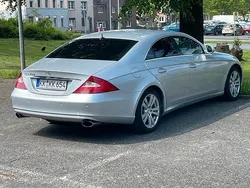 Silber Gebraucht 2005 Mercedes 350 Limousine | 4.500 €