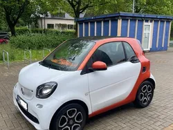Orange Gebraucht 2016 Smart ForTwo Coupé Edition #1 Kleinwagen | 9.500 €