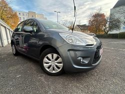 Grau Gebraucht 2011 Citroën C3 Limousine | 3.990 € (Fairer Preis)