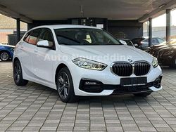 Weiß Gebraucht 2021 BMW 118 Sport Line Kleinwagen | 20.999 € (Fairer Preis)