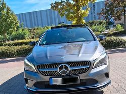 Grau Gebraucht 2016 Mercedes CLA220 Limousine | 18.500 € (Fairer Preis)