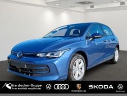 Anemonenblau metallic Gebraucht 2025 VW Golf VIII Life Limousine | 25.990 € (Fairer Preis)