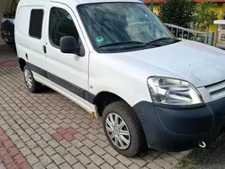 Weiß Gebraucht 2007 Citroën Berlingo Van / Kleinbus | 500 €